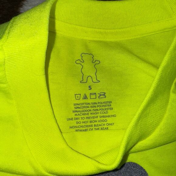 Grizzly Grip tape Safety Reflective Bear Short Sleeve Graphic T-Shirt | Small - Picture 3 of 4